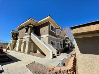 Photo #1: 2485145 Listing