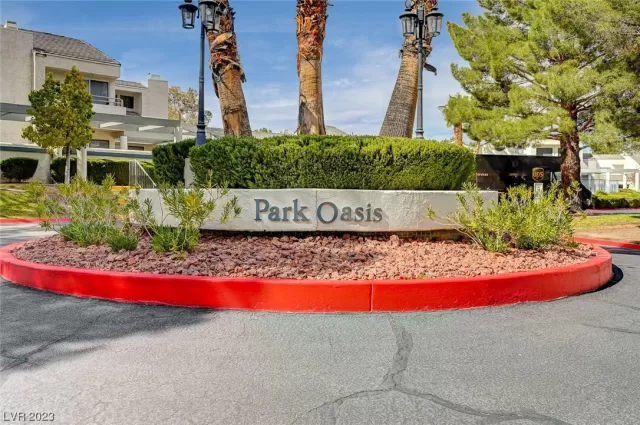 MLS: 2485152 Condo For Sale