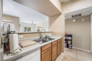 Photo #5: 2485156 Listing 