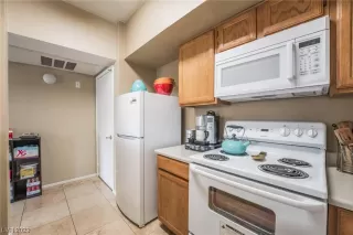 Photo #6: 2485156 Listing 