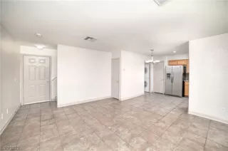 Photo #2: 2485174 Listing 