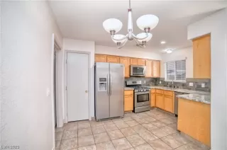 Photo #3: 2485174 Listing 