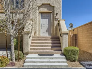 Photo #2: 2485240 Listing 