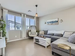 Photo #4: 2485240 Listing 