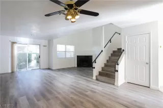 Photo #4: 2485332 Listing 