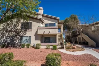 Photo #5: 2485345 Listing