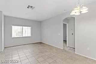 Photo #4: 2485363 Listing 