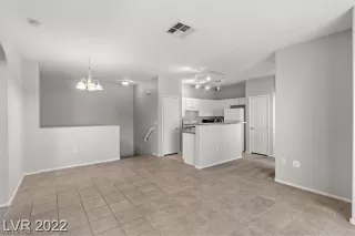 Photo #5: 2485363 Listing 