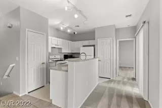 Photo #6: 2485363 Listing 