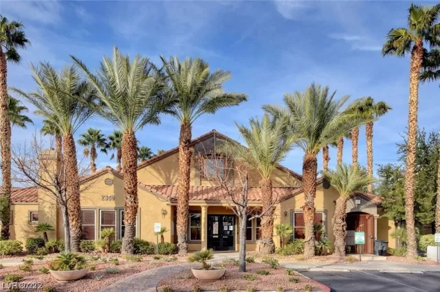 MLS: 2485393 Condo For Sale