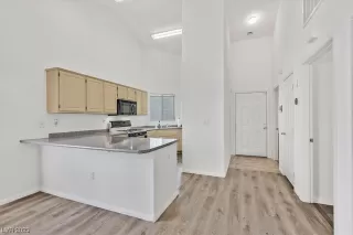 Photo #4: 2485424 Listing 