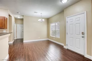 Photo #1: 2485443 Listing 
