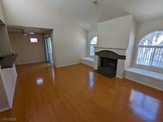 Photo #2: 2485447 Listing 