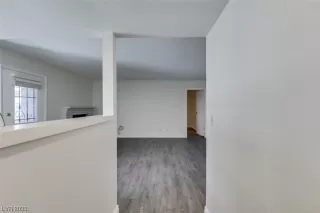 Photo #3: 2485476 Listing 