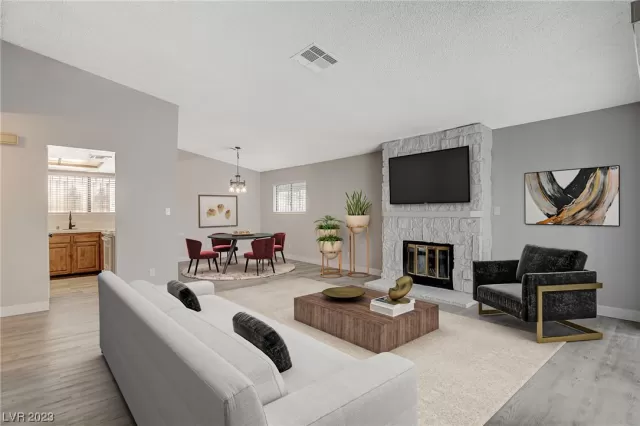 MLS: 2485482 Condo For Sale