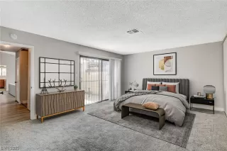 Photo #1: 2485482 Listing