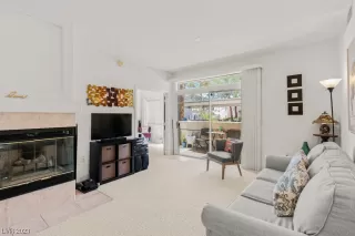 Photo #1: 2485612 Listing 