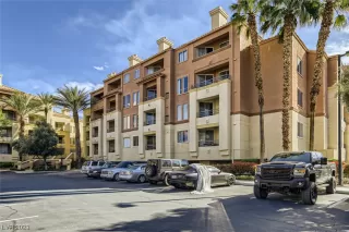 Photo #1: 2485634 Listing