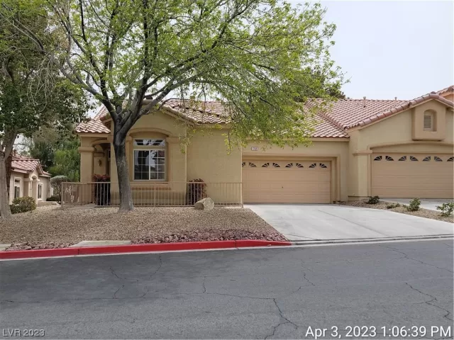 MLS: 2485676 Condo For Sale