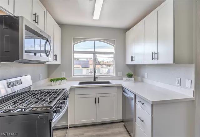 MLS: 2485706 Condo For Sale