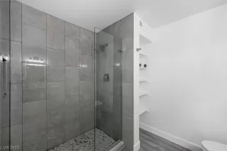 Photo #2: 2485804 Listing