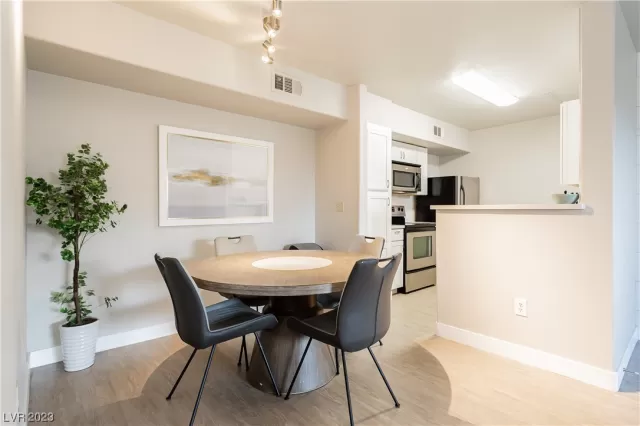 MLS: 2485814 Condo For Sale