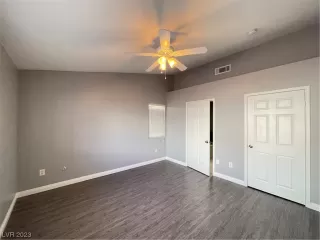 Photo #4: 2485842 Listing 