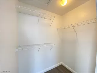 Photo #6: 2485842 Listing 