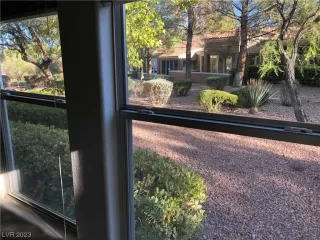 Photo #2: 2485863 Listing 