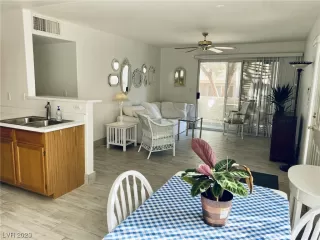 Photo #3: 2485871 Listing 