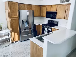 Photo #5: 2485871 Listing 