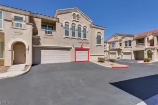 Photo #1: 2485938 Listing