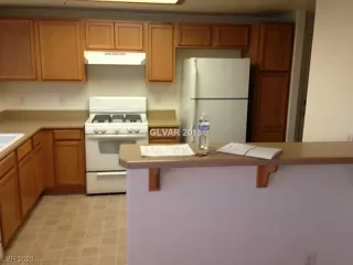 Photo #4: 2485976 Listing 