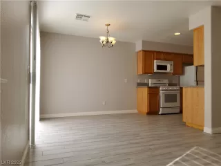 Photo #5: 2485996 Listing 