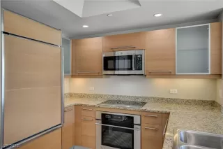 Photo #3: 2486014 Listing 