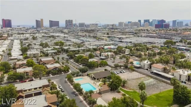 MLS: 2486030 Condo For Sale