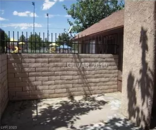 Photo #5: 2486030 Listing 