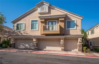 Photo #1: 2486079 Listing