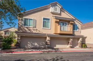 Photo #2: 2486079 Listing