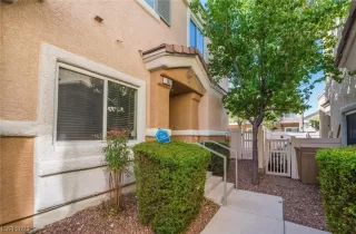 Photo #3: 2486079 Listing