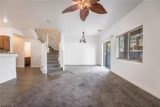 Photo #5: 2486079 Listing