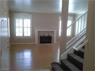 Photo #2: 2486091 Listing 