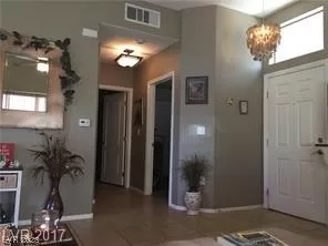 Photo #2: 2486106 Listing 