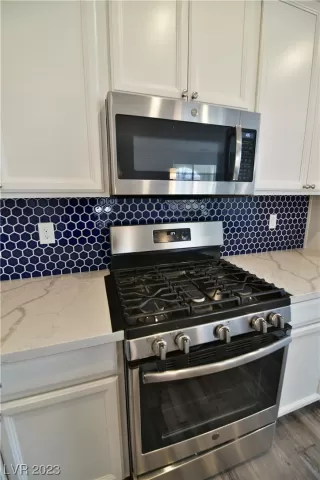 Photo #5: 2486107 Listing 