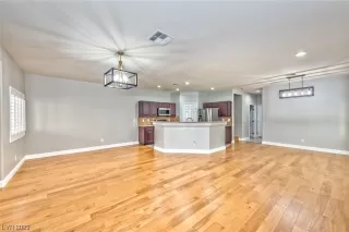 Photo #2: 2486122 Listing 