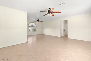 Photo #1: 2486128 Listing