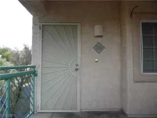 Photo #2: 2486135 Listing 