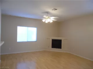 Photo #3: 2486135 Listing 