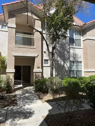 Photo #1: 2486154 Listing