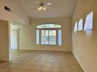 Photo #1: 2486161 Listing 